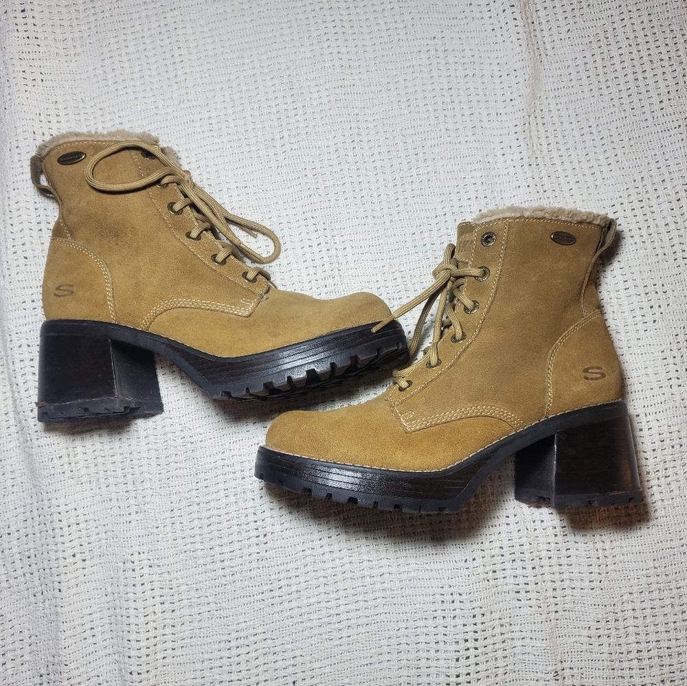 Skechers Women's Tan Ankle Boots Size 9.5